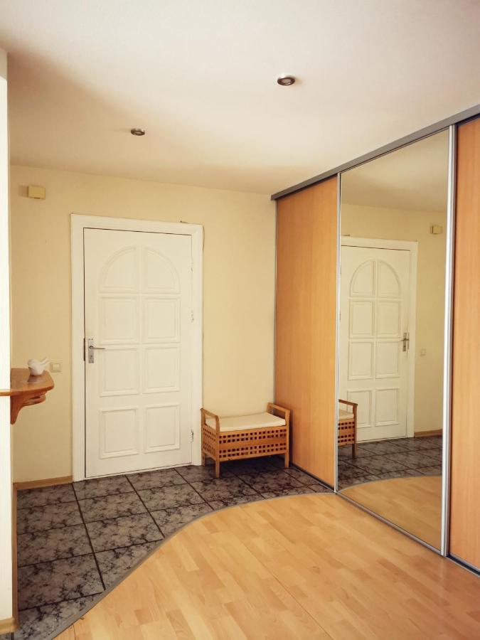 Amber Apartment เลียปาญา ภายนอก รูปภาพ